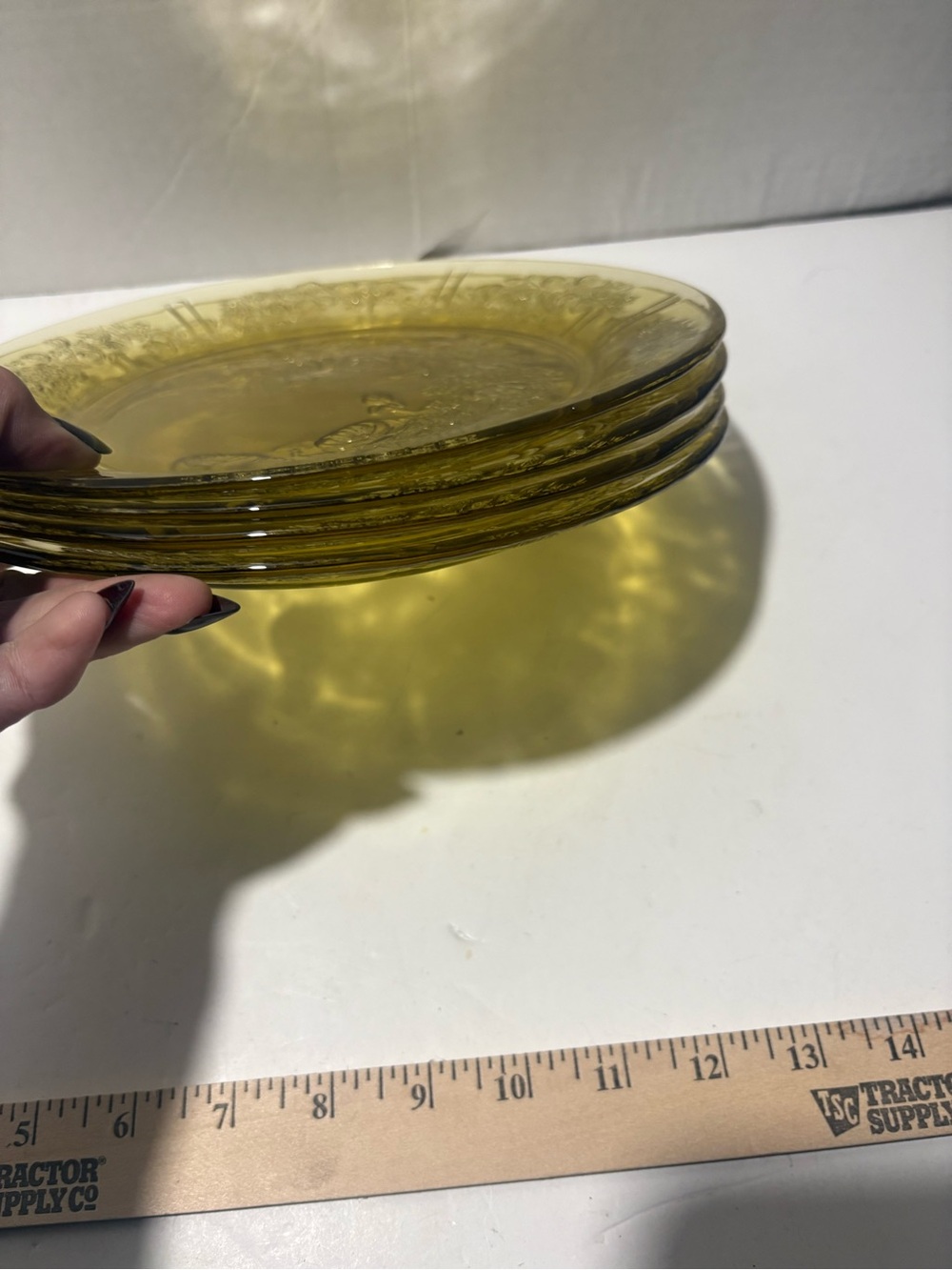 4 vintage depression glass in amber/yellow colorway “Sharon”cabbage rose